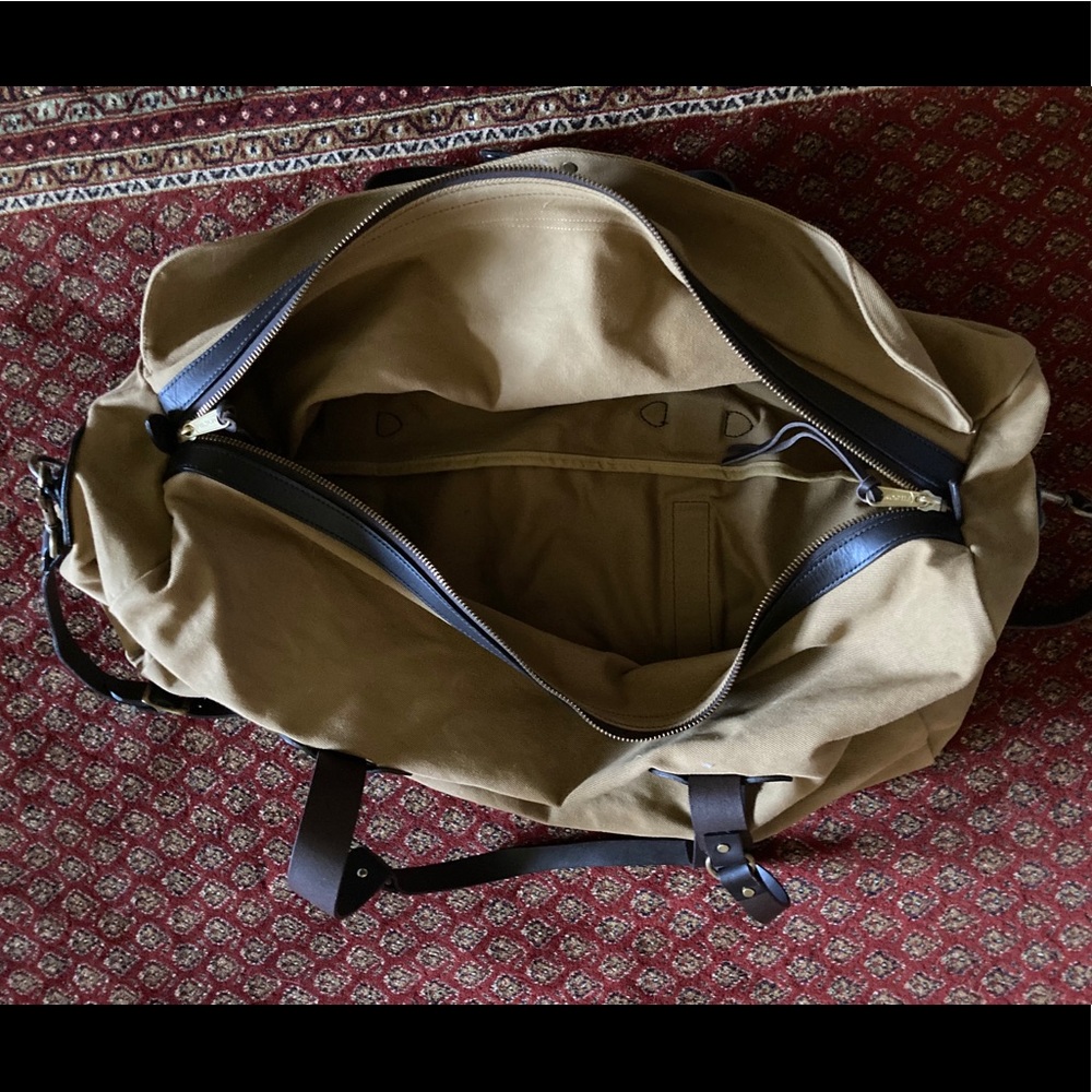 Filson Medium Rugged Twill Duffle Bag